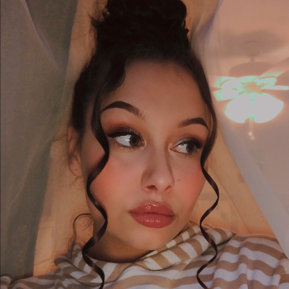 Meet your Posher, Trinity